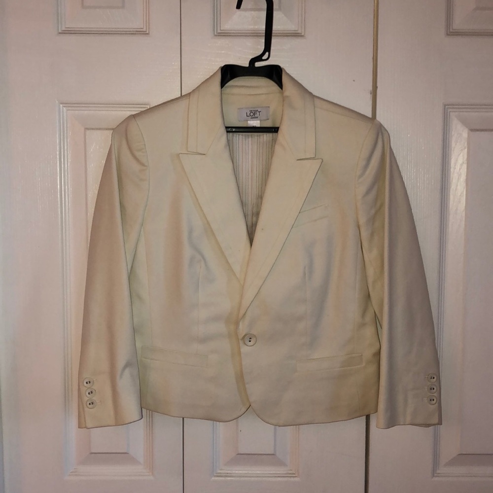 Ann Taylor Loft Cropped Blazer